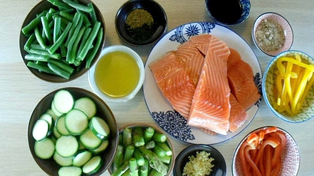 One tray balsamic salmon ingredients