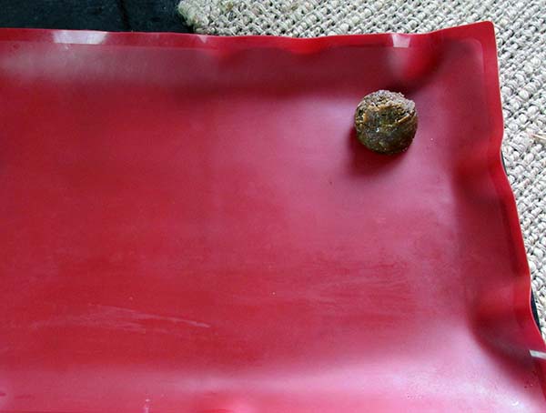 Place each portion onto the lined baking tray.