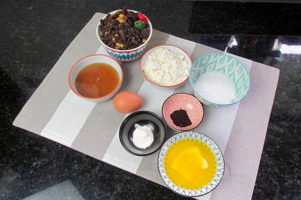 Christmas fruit cake ingredients