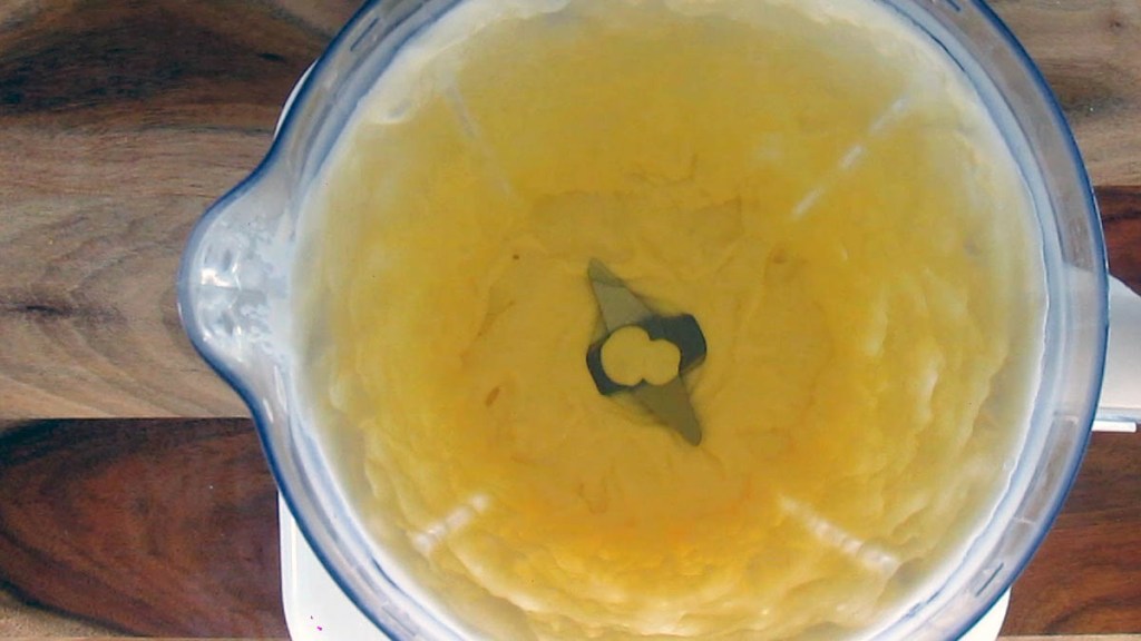 The sound of your blender or processor make will change as the closer you get to your mayo being done