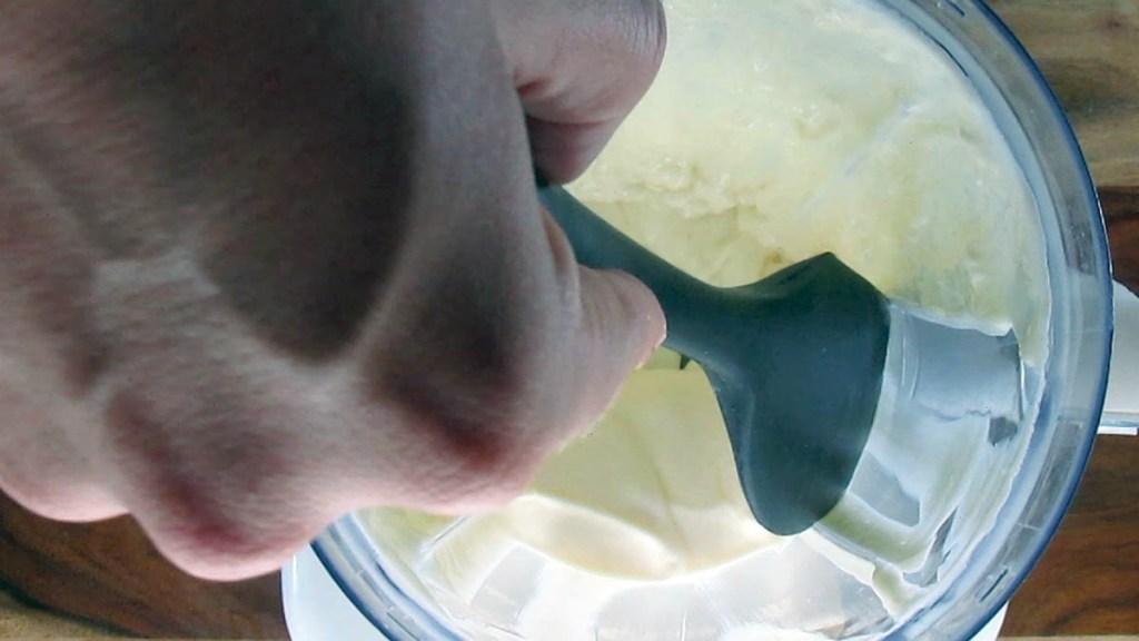 The sound of your blender or processor make will change as the closer you get to your mayo being done