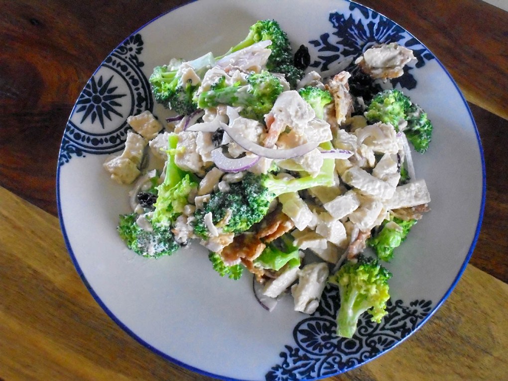 Broccoli chicken salad