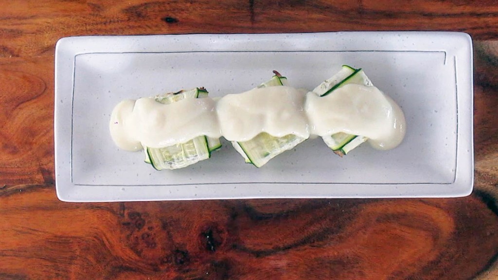 Courgette ravioli with cauliflower sauce