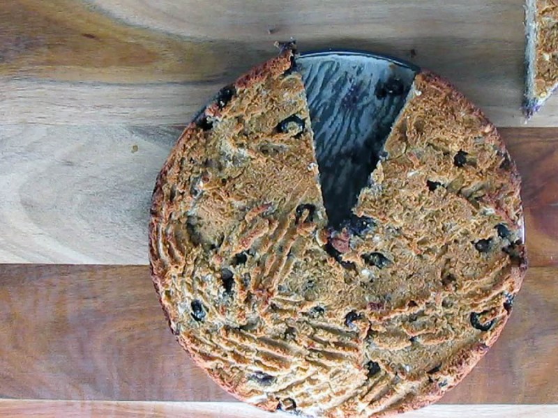 Banana blueberry cake