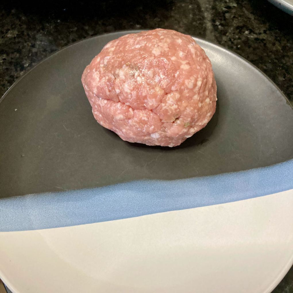 Repeat with the remaining meat and eggs.