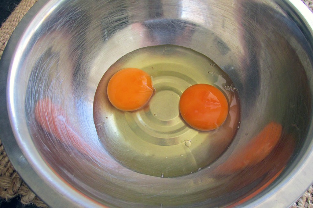 Take a large bowl and add the eggs