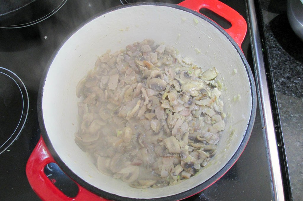 Add the garlic to the pan and cook for another minute.
